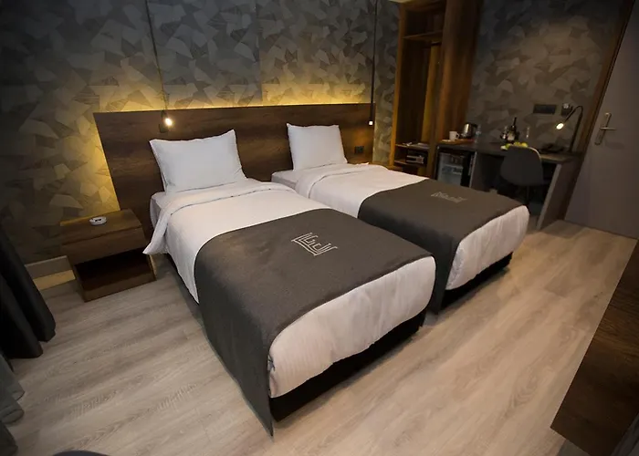 Budget Room